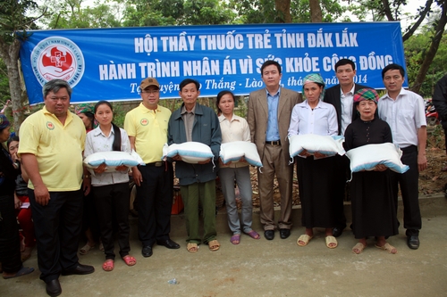 Hội Thầy thuốc trẻ tỉnh Đắk Lắk với hành trình hướng về Tây Bắc
